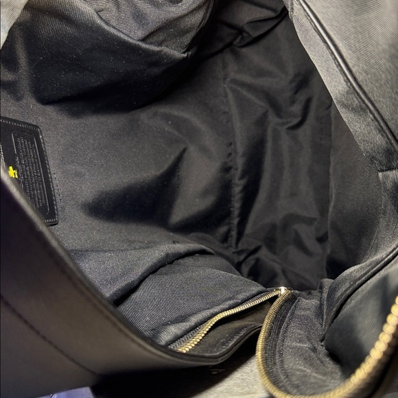 Coach Snoopy Limited Edition Black Leather Backpack - Picture 7 of 17